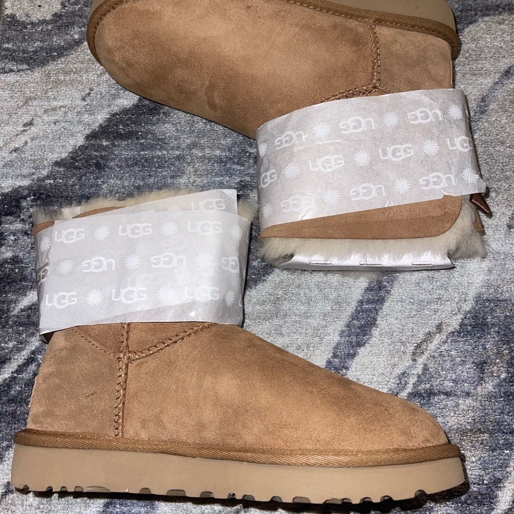 UGG Mini Bailey Bow II